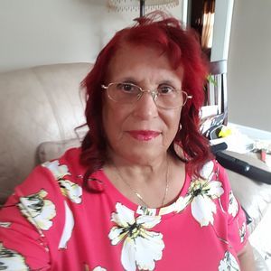 Meet your Posher, Joann